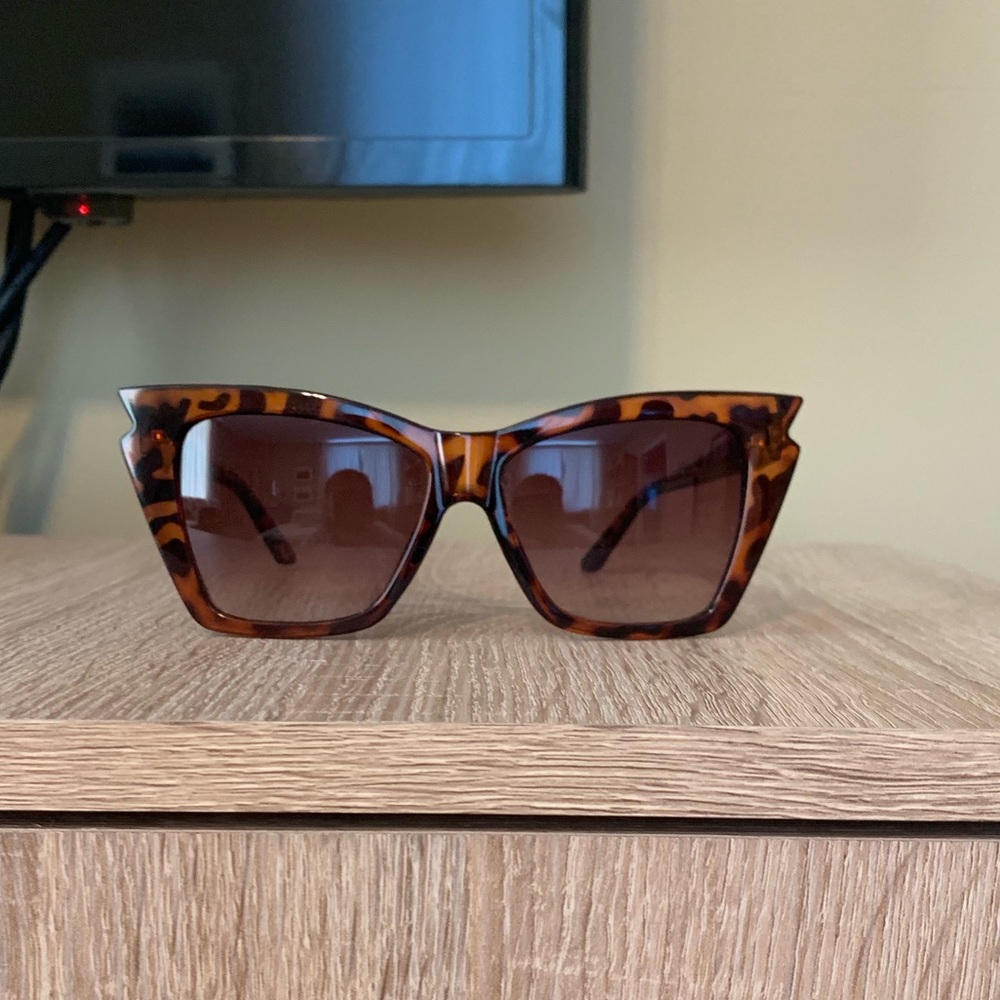 Tortoise Cat-Eye Sunglasses